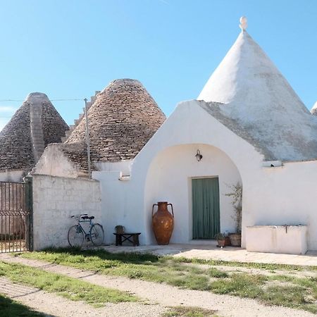 Il Trullo Bianco A Masseria Santalachicca Masseria Orimini Exteriör bild