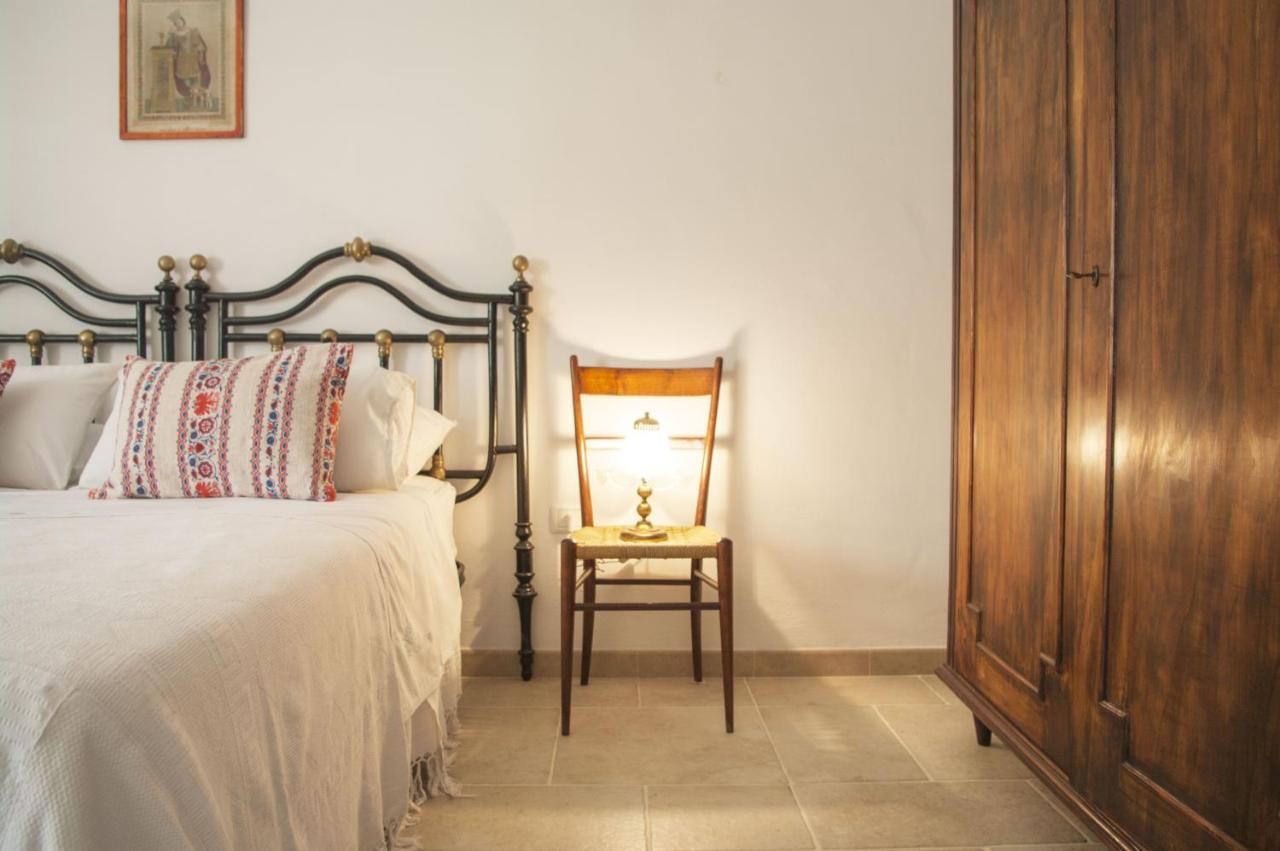 Il Trullo Bianco A Masseria Santalachicca Masseria Orimini Exteriör bild