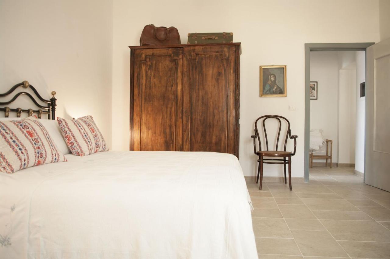 Il Trullo Bianco A Masseria Santalachicca Masseria Orimini Exteriör bild